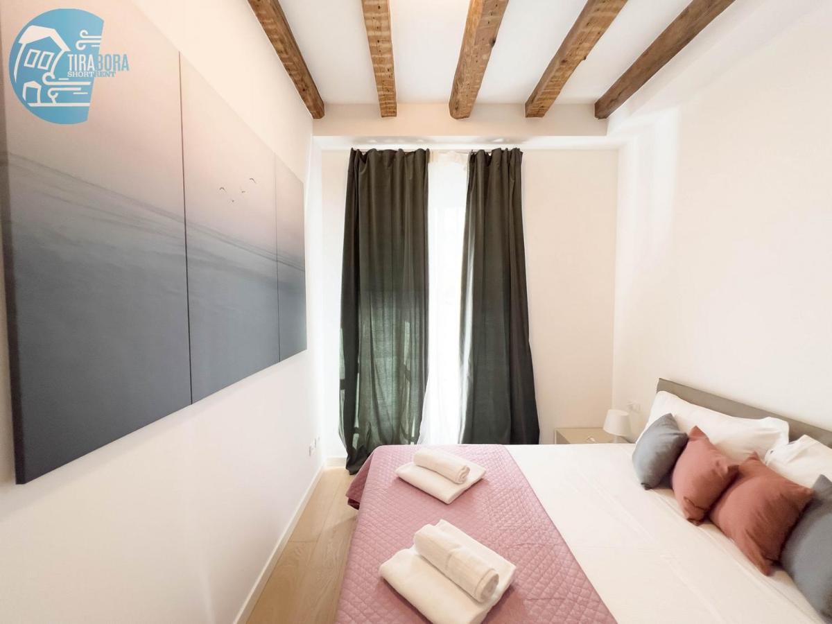 Cavana 5 Tirabora Short Rent Trieste Bagian luar foto
